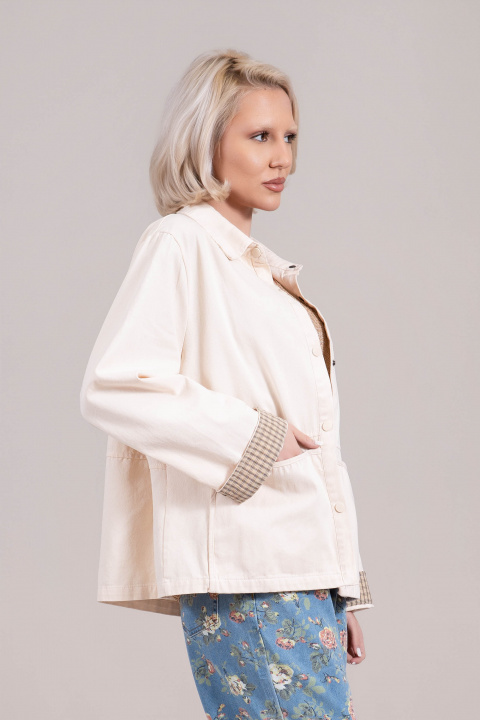 Дамско преходно яке от памук в светлобежово с тик-так закопчаване