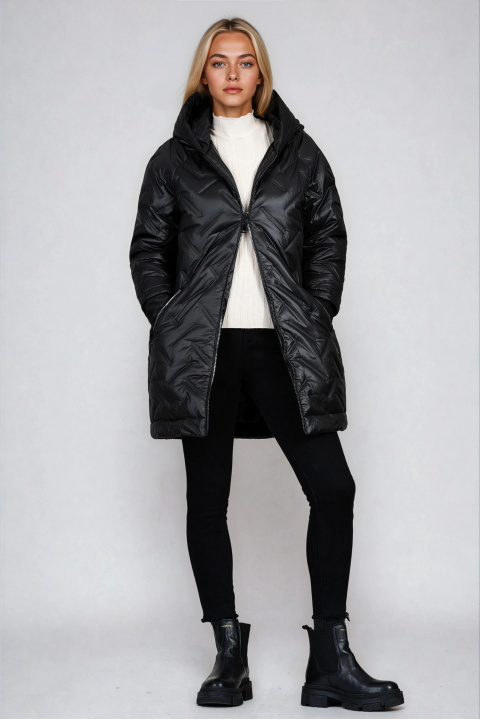 Дамско яке с удължена кройка в черно и декоративни капитонирани ленти