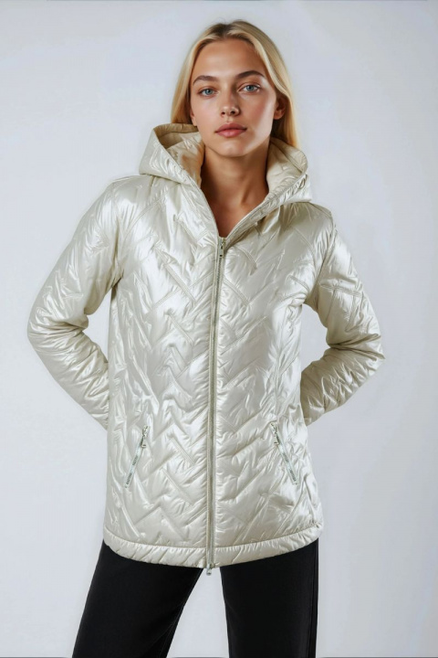 Дамско яке с удължена кройка в цвят екрю и декоративни капитонирани ленти