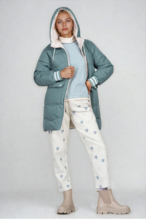 Дамско зимно яке в цвят мента с бежови ципове