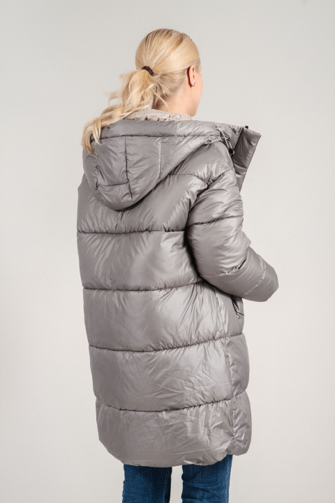 Дамско зимно яке в сив цвят с черен ластик на ръкавите и качулка