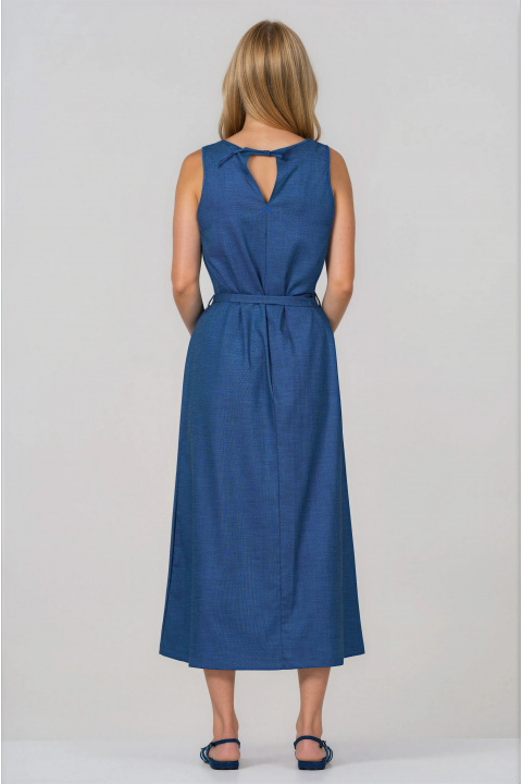 Дълга рокля от лен в синьо с връзка на гърба и колан