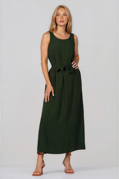 Дълга рокля от вискоза в тъмнозелено с връзка на гърба и колан