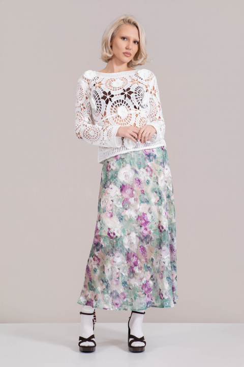 Ефирна пола в зелено с лилав флорален принт