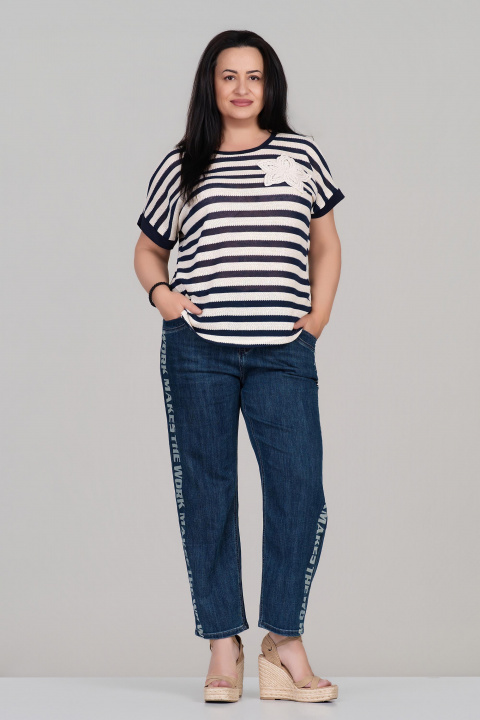 МАКСИ блуза от фино плетиво в черно райе със свободна кройка и бродирано цвете