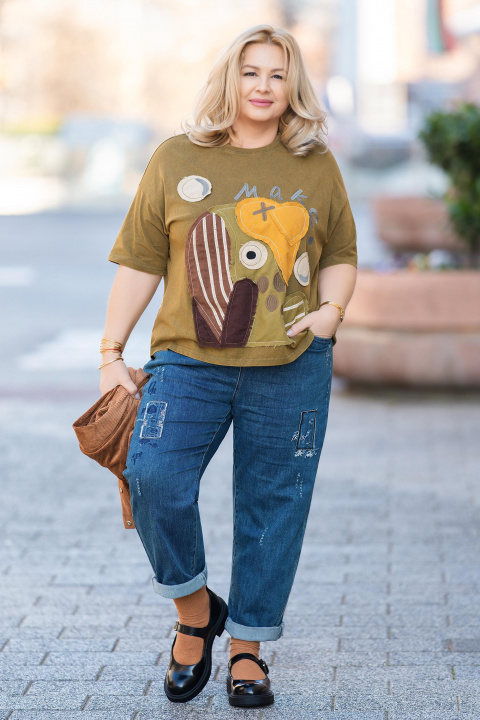 Макси блуза от памук в цвят каки с цветна апликация