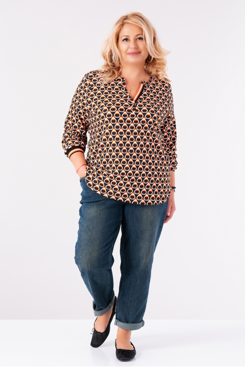 МАКСИ блуза с геометричен принт в черно, кафяво и оранжево