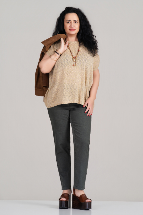 МАКСИ блуза в бежово с нишка ламе и интересен гръб