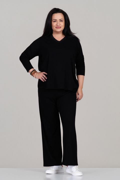 МАКСИ блуза в черно с остро деолте с дантела