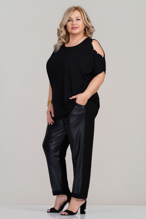 МАКСИ блуза в черно с отворен ръкав с декорирани перли