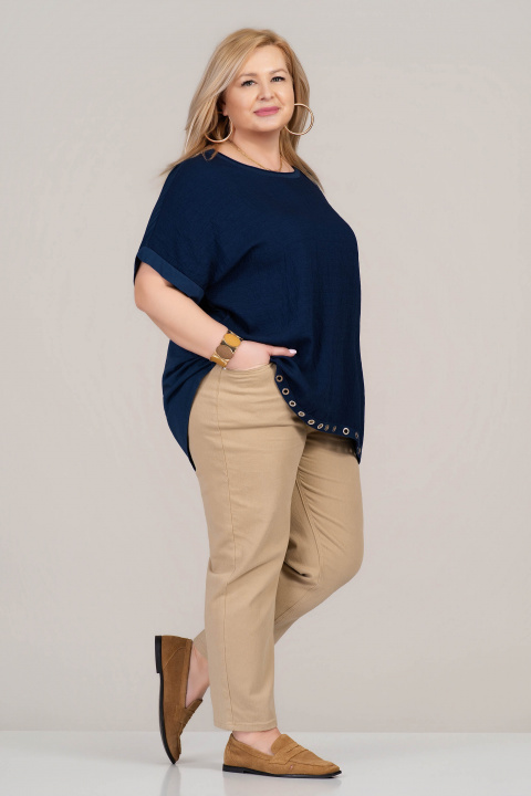 МАКСИ блуза в тъмносиньо с метални капси в края