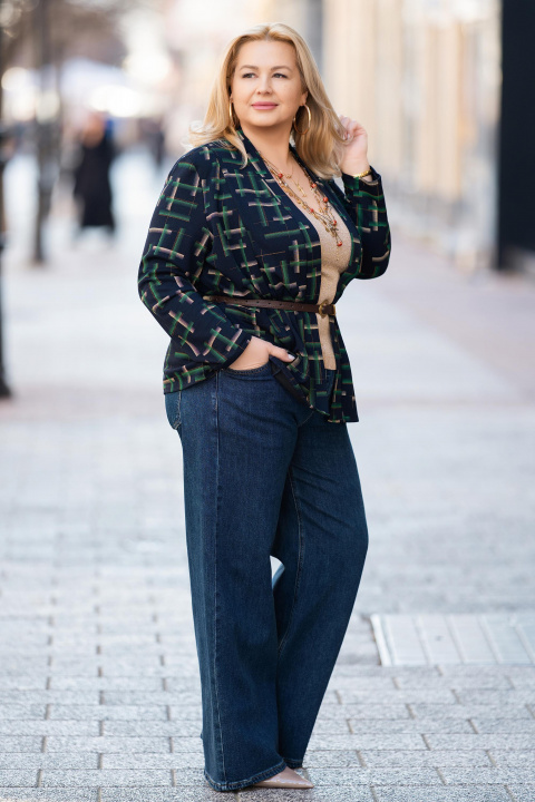 МАКСИ черна жилетка от фино плетиво с вълна и зелен принт