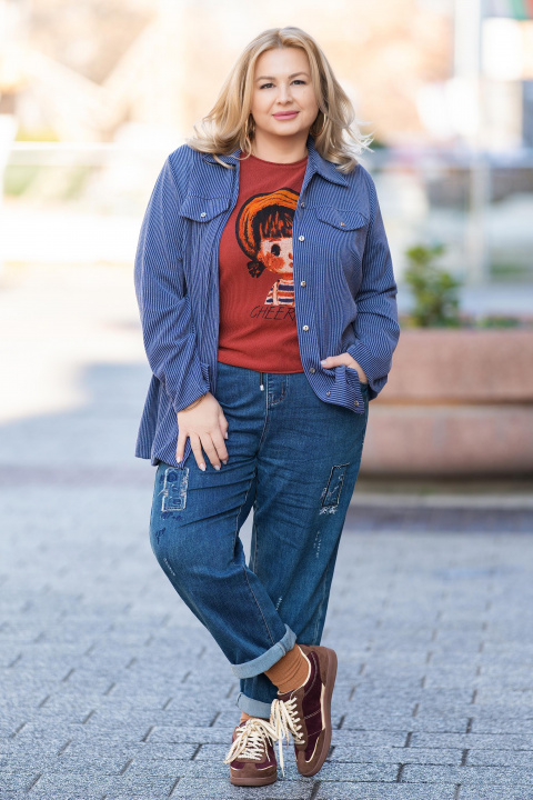 Макси пролетно джинсово яке тип риза в синьо