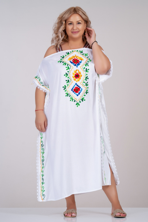 МАКСИ дълга рокля в бяло, тип пончо, с етно бродерия