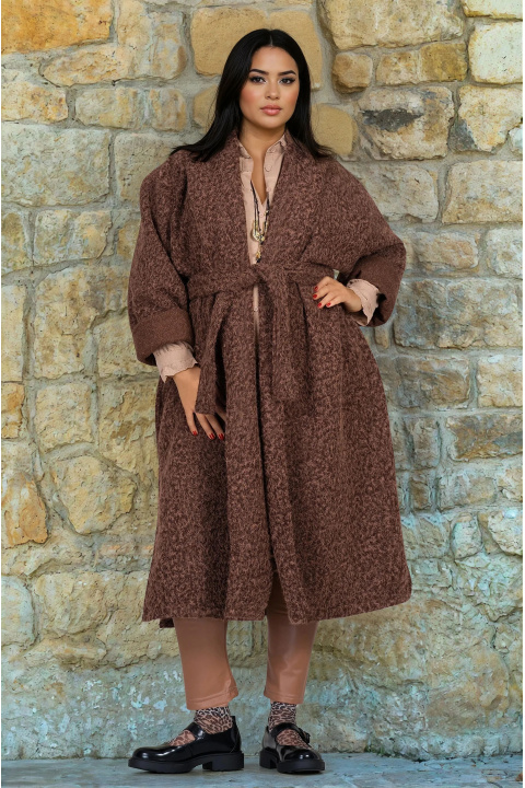 МАКСИ дълго палто в кафяво от мека мъхеста материя с колан