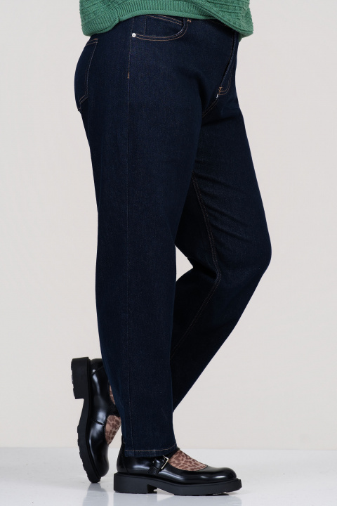 МАКСИ дънки бойфренд в тъмносиньо с висока талия и контрастни шевове