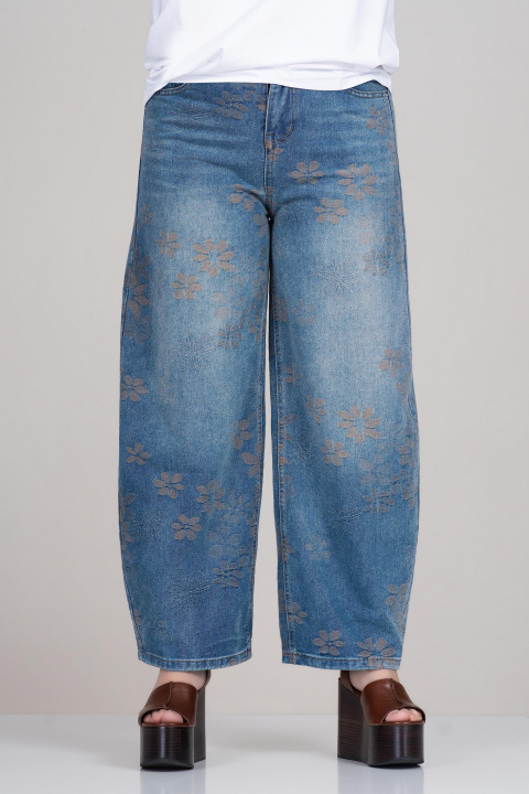 МАКСИ дънки с модерна кройка, кафяви цветя и избелен ефект