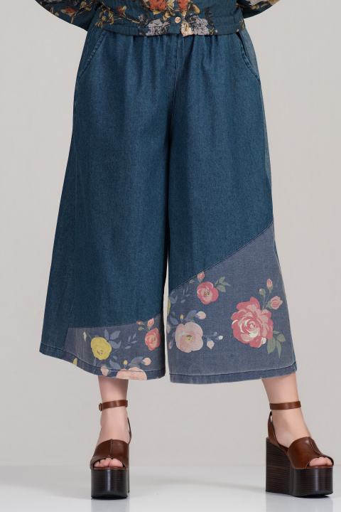 МАКСИ дънки с широк крачол, флорален кант в края и ластична талия