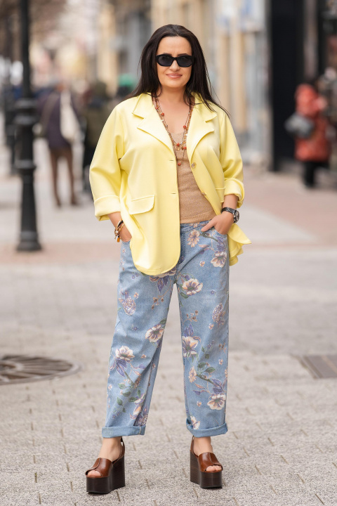 МАКСИ дънки тип бойфренд в светлосиньо с флорален принт