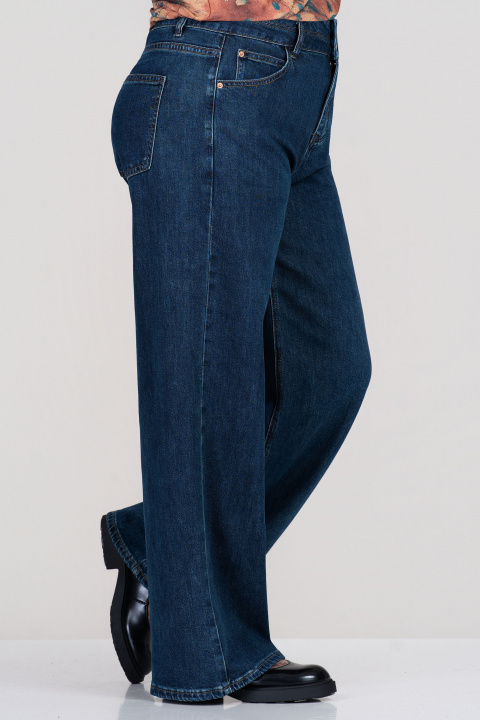 МАКСИ дънки в синьо със свободна кройка и декоративен детайл с панделка