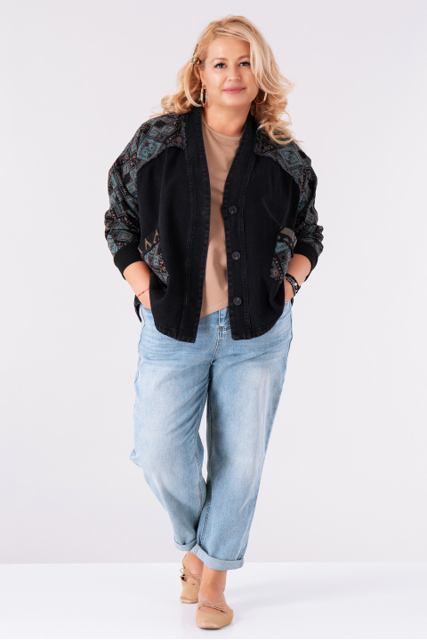 МАКСИ дънково яке в черно с два джоба и етно принт