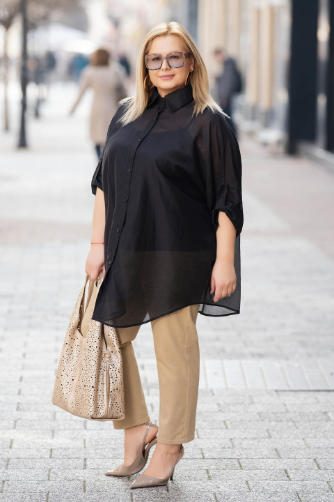 МАКСИ ефирна риза в черно със свободна линия