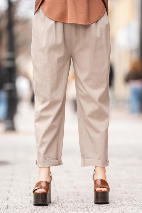 МАКСИ еластичен панталон в бежово