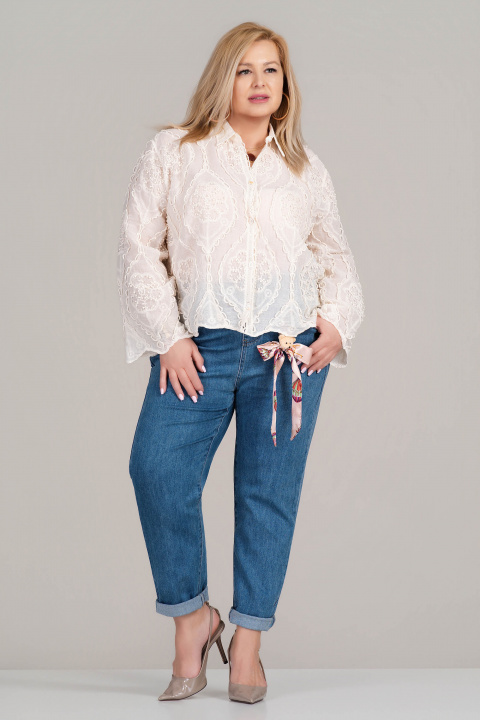 МАКСИ еластични дънки в синьо с ластик в талията и декорация мече