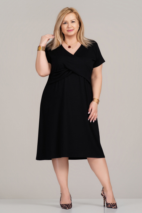 МАКСИ елегантна черна рокля с остро деколте