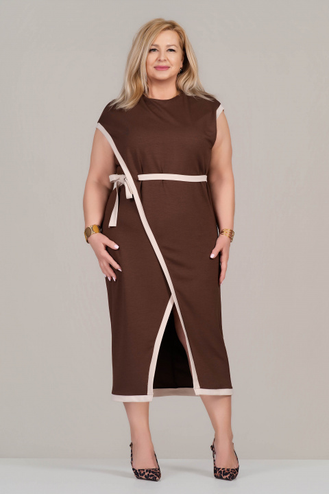МАКСИ елегантна рокля в кафяво с бели кантове и връзка