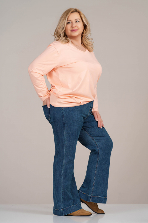 МАКСИ изчистена памучна блуза в светлорозово с остро деколте