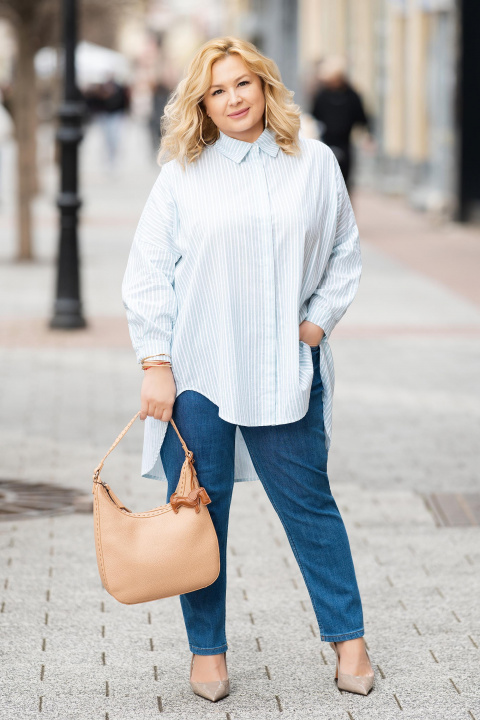 Макси издължена риза от памук с вертикално ментово райе и свободна кройка