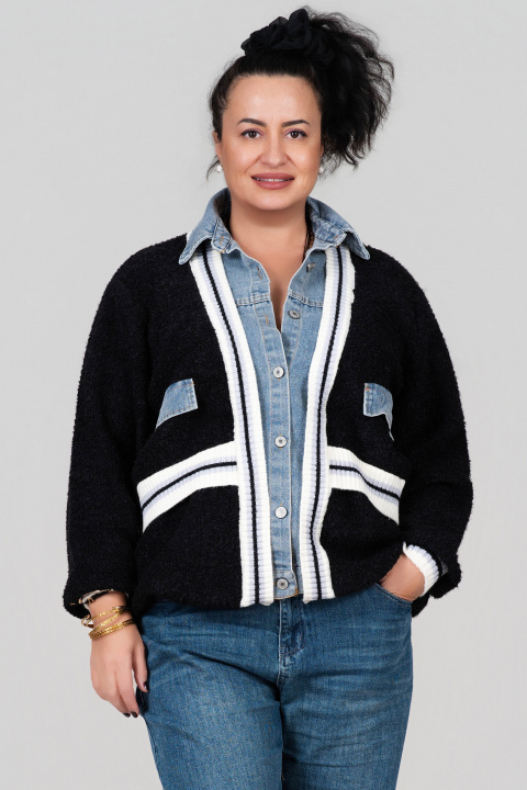 МАКСИ жилетка в черно в съчетание от плетиво и деним