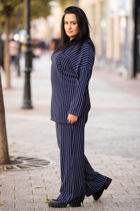 МАКСИ комплект в тъмносиньо с принт светло райе