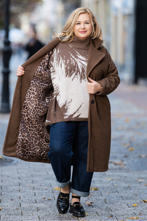 МАКСИ меко кафяво палто с леопардов хастар и класическа линия