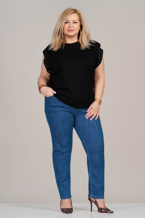 Макси памучна блуза в черно с изрязан ръкав и декоративни капси