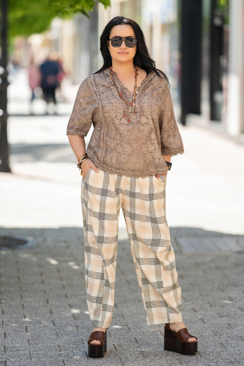 МАКСИ памучна туника в кафяво с бродерия и 7/8 ръкав