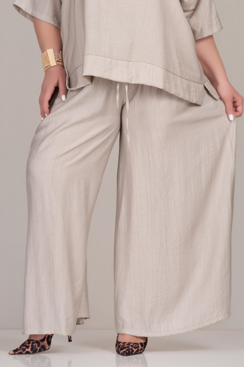 МАКСИ панталон в бежово със свободна кройка и ластик с връзки в талията