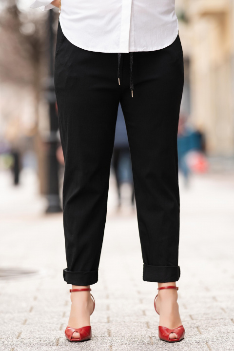 МАКСИ еластичен панталон в черно с връзки и ластик в талията