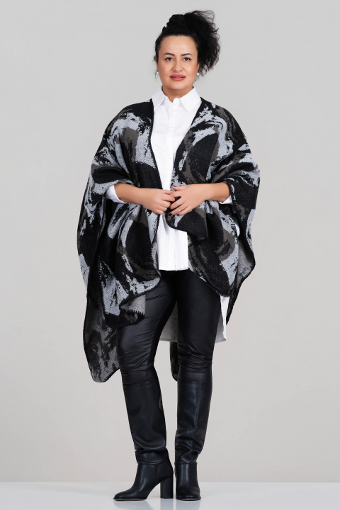 МАКСИ плетена жилетка тип пончо с етно принт в черно и сиво