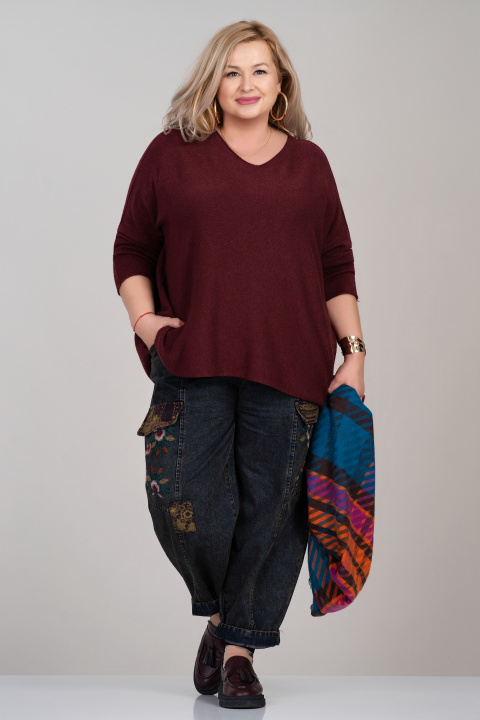 МАКСИ пуловер от фино плетиво в цвят бордо с остро деколте