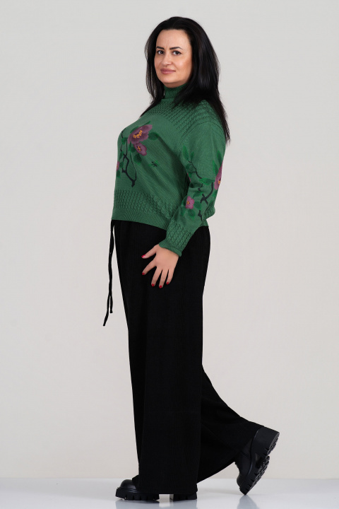 МАКСИ релефно плетен пуловер в зелено с флорален принт