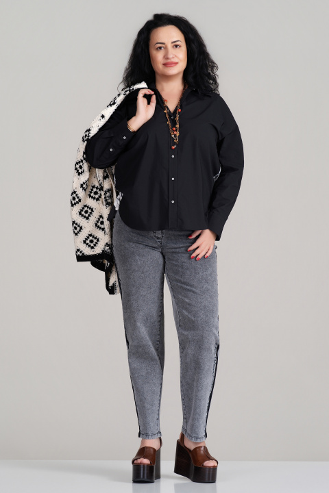 МАКСИ риза в черно с интересен принт на гърба