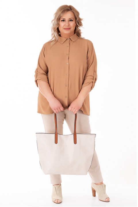 МАКСИ риза в светлокафяво с изрязан гръб със златист синджир