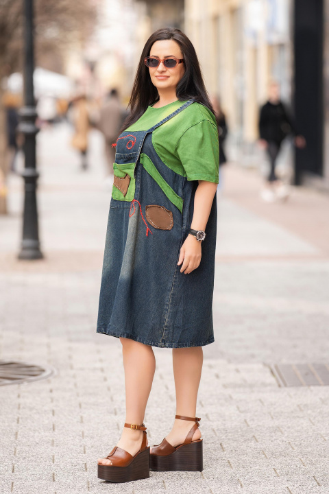 Макси рокля от памук в зелено с деним ефект и декоративни апликации