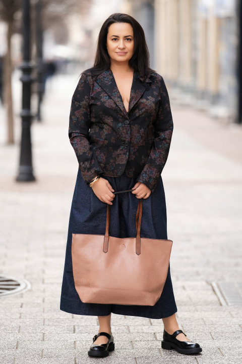 Макси сако от памук в черно с флорален принт и класическа кройка