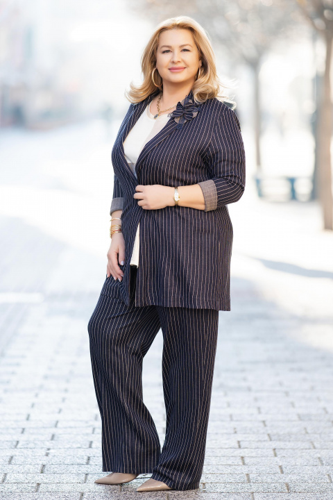 Макси сако от памук в тъмносиньо райе с удължена линия