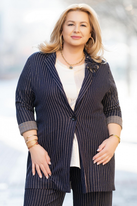 Макси сако от памук в тъмносиньо райе с удължена линия