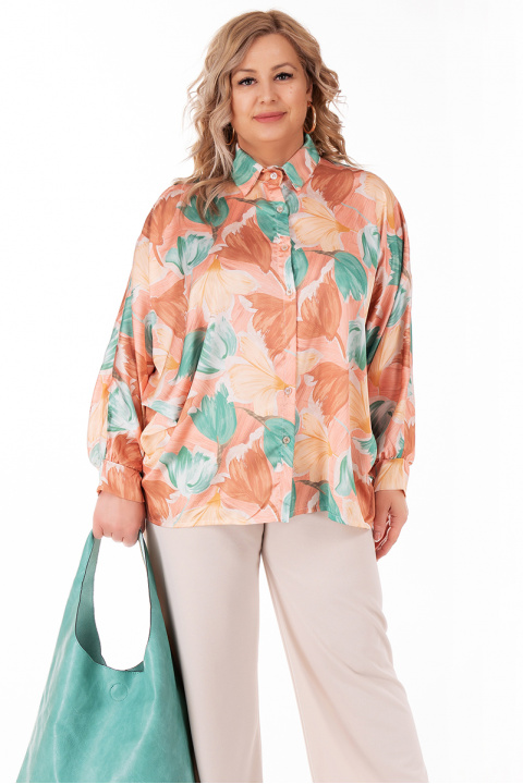 МАКСИ сатенирана риза в цвят праскова с принт цветя в зелено, бежово и жълто