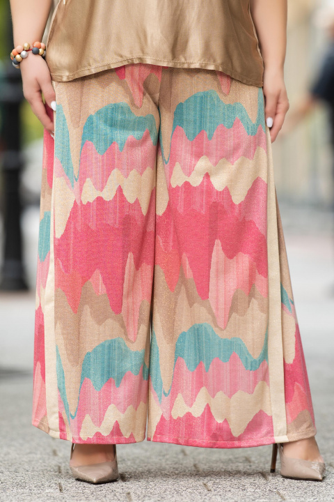 Макси широк панталон с ластик в талията и акварелен принт в розово, синьо и бежово